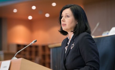 Kaleta o komisarz Jourovej: Jako polityk wybierała sędziów