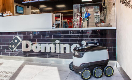 Roboty dostarczą pizzę