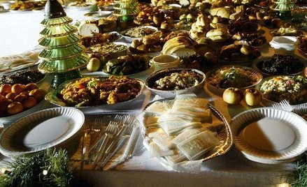 Koszyk wigilijny droższy niż przed rokiem, ale widać hamowanie cen