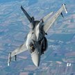 Myśliwiec F-16 z 31. Bazy Lotnictwa Taktycznego w Krzesinach (fot. ilustracyjna)