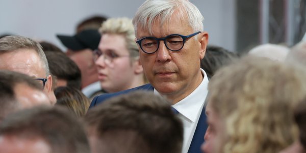 Umorzenie sprawy Romana Giertycha. Prokuratura odnosi się do doniesień o przeoczeniach