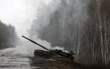 Zniszczony ukraiński czołg