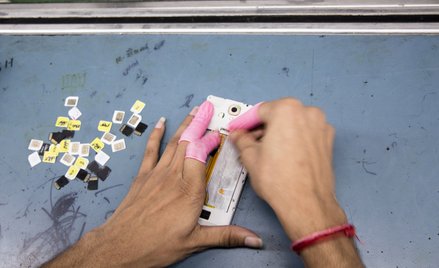 Rzecznik Finansowy ostrzega przed SIM-swap-fraud: oszuści podmieniają kartę SIM i kradną pieniądze