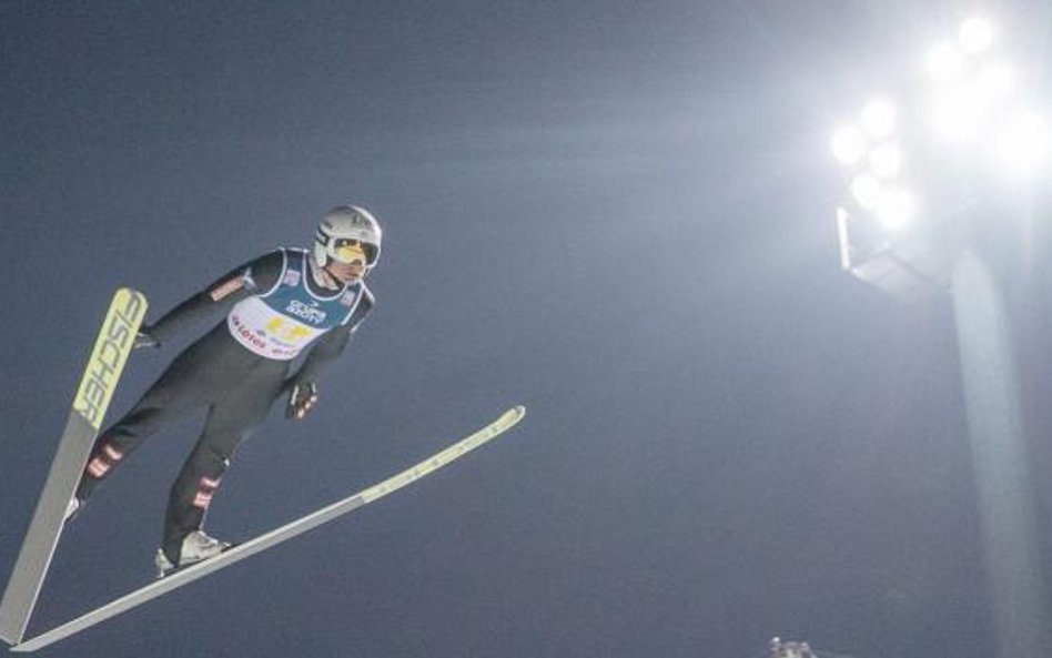 Kamil Stoch w locie nad Wisłą w ubiegłym roku
