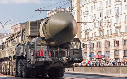 Rosyjski rakietowy pocisk balistyczny Topol-M