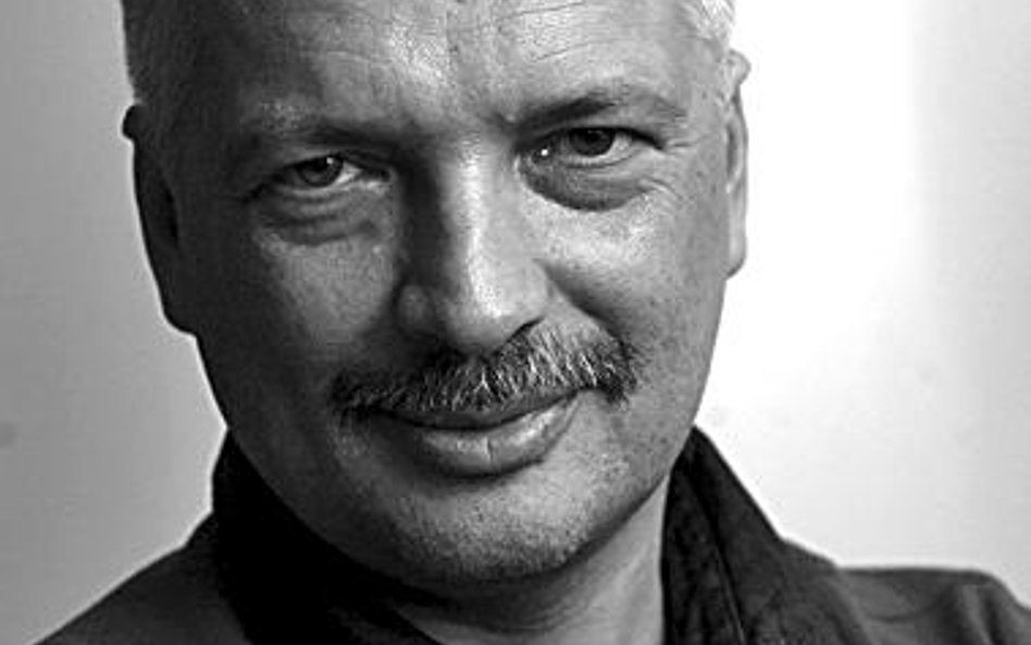 Dwugłos: Czy podniesienie VAT to dobry pomysł?
