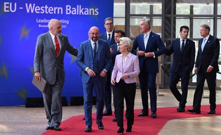 Unia otwiera się na Wschód. Odbudowa Ukrainy będzie kosztować bilion euro?