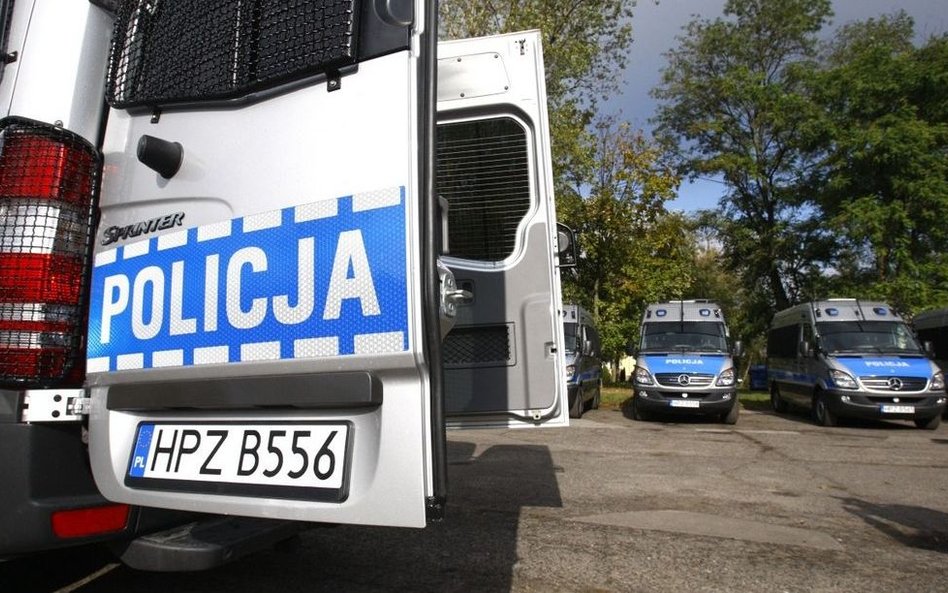 Warszawa: Wypadek na Sokratesa. Kierowca jechał 130km/h