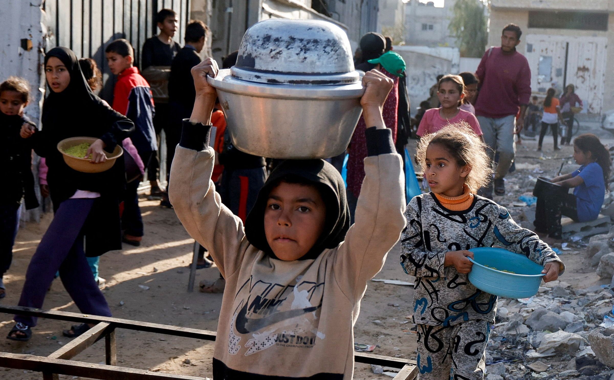 Strefa Gazy: Hamas odrzuca zawieszenie broni, w izraelskim ataku giną dzieci