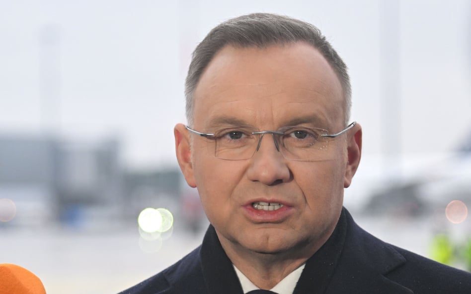 Prezydent Andrzej Duda przed wylotem do USA skomentował nieudane rozmowy Donalda Trumpa i Wołodymyra