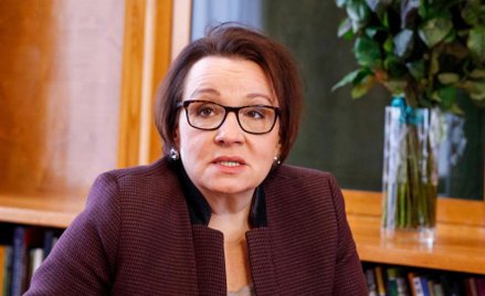 Minister Anna Zalewska zapewniała, że reforma będzie bezkosztowa.