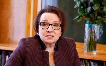 Minister Anna Zalewska zapewniała, że reforma będzie bezkosztowa.