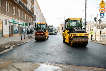 Ostatnia warstwa asfaltu została położona w marcu, teraz od 12 kwietnia ulica będzie całkowicie prze