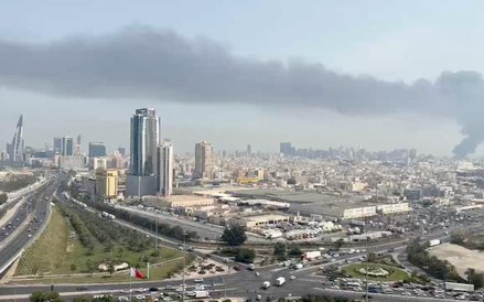 Dym nad bazą USA w Bahrajnie