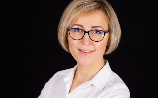 Marta Sawicka to badaczka, która pracuje  m.in. nad laserami dla zegarów atomowych.
