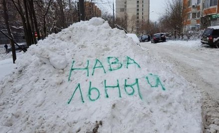 Moskwa: Za dużo śniegu? Napisz na zaspie "Nawalny"