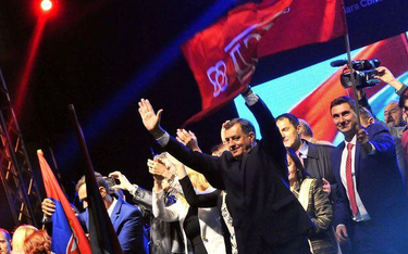 Milorad Dodik w dniu głosowania: 99,8 proc. za.