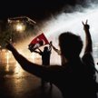 Demonstranci z placu Taksim przeciwko autorytarnym zapędom szefa rządu