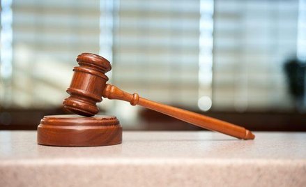 Badając wymogi formalne pozwu sąd nie nie może kontrolować czy roszczenie ewentualne ma taki charakt
