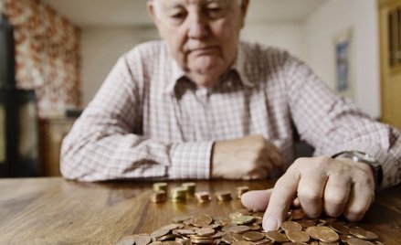 Minimalna podwyżka emerytur i rent w 2024 r.