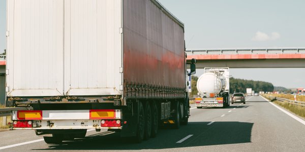Problemy kadrowe w transporcie drogowym. Pracuje za mało Polaków