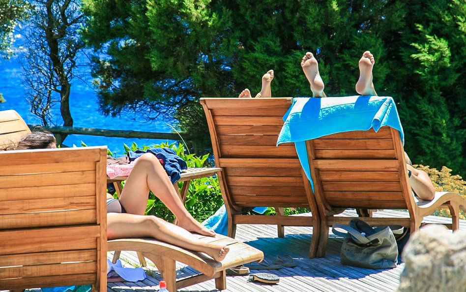 100 zamiast 800 euro za dzień pobytu w luksusowym hotelu? Poznajcie „daycation”