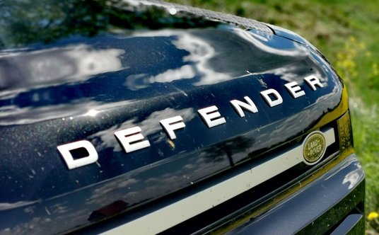 Land Rover Defender 90