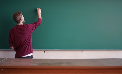 Michał Szułdrzyński: Wielki przełom AI czy wielki PR? Historia problemu Naviera-Stokesa