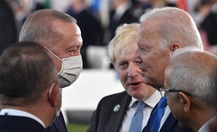 Joe Biden zamierza ostrzec Erdogana przed "pochopnymi" działaniami