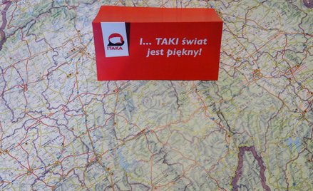 Wiceprezes biura podróży Itaka Holdings Piotr Henicz wyjaśnia klientom, na co mogą liczyć w sytuacji