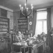 Jarosław Iwaszkiewicz w gabinecie