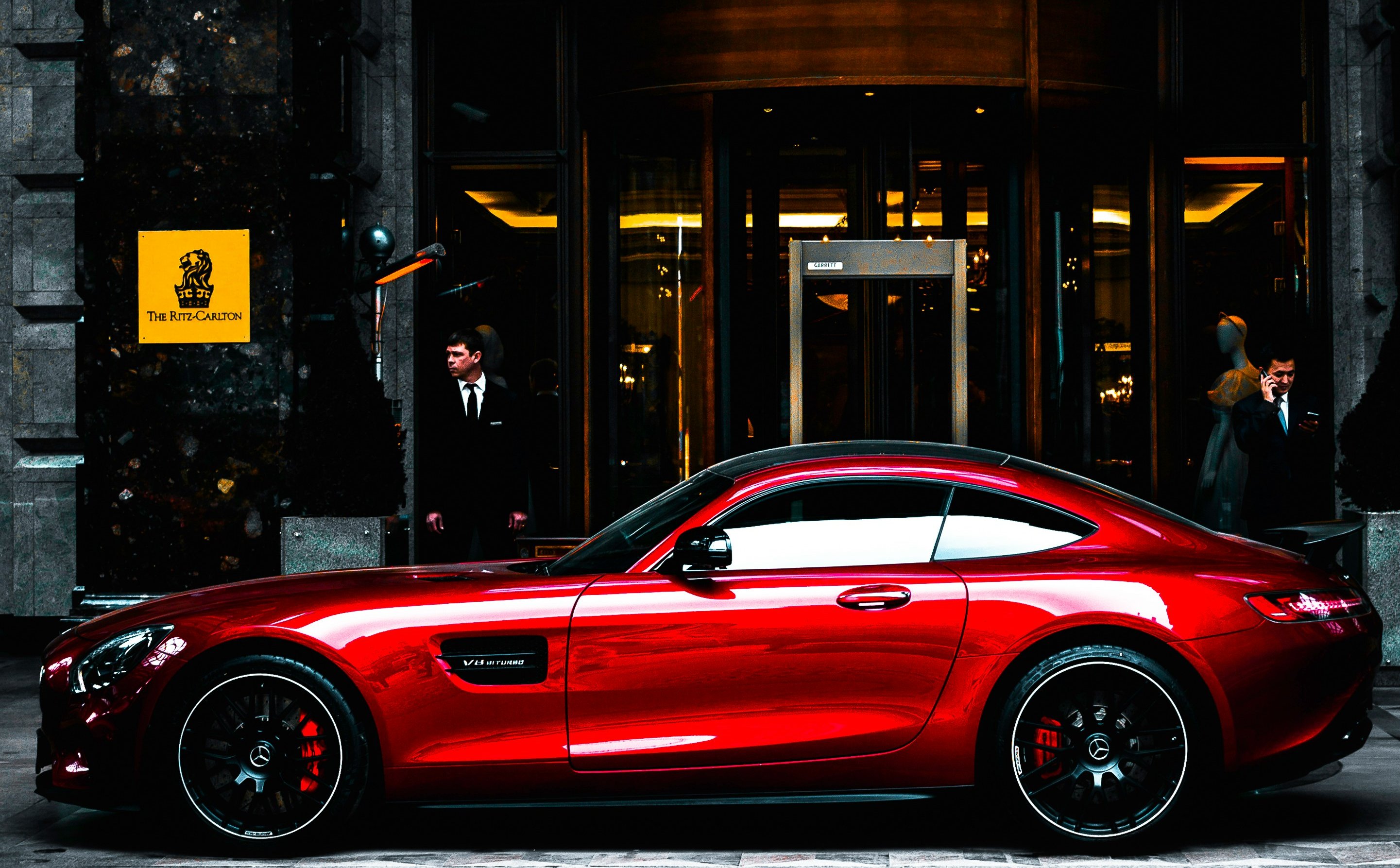 Nowy symbol luksusu wśród najbogatszych. Słynne marki mają powód do zmartwień