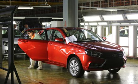 Renault będzie kontrolować całego AwtoWAZa