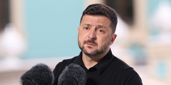 Wołodymyr Zełenski może stracić najwyższe polskie odznaczeni