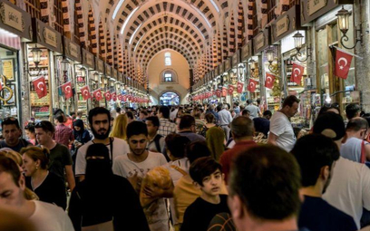 Turyści jadą do Turcji na tanie zakupy