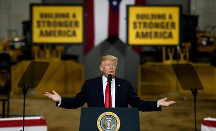 Donald Trump nadal atakuje Amazona