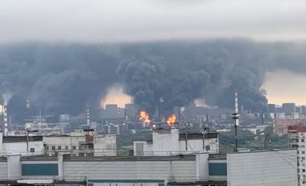 Czarny dym nad Moskwą po ataku ukraińskich dronów