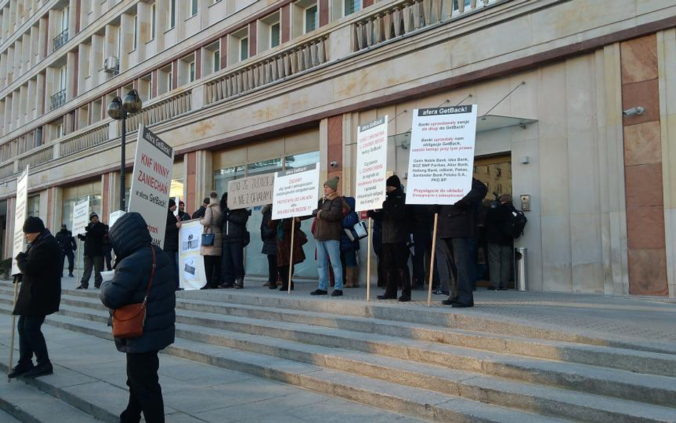 Obligatariusze GetBacku chcą spotkania z nowym szefem KNF