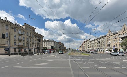 Aktywiści określają ten odcinek mianem przekroju autostradowego w samym środku miasta