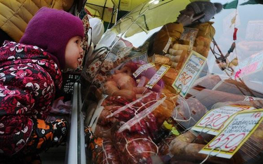 Rosja: droższy chleb i erzac-kiełbasy