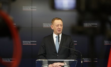 Minister rolnictwa i rozwoju wsi Robert Telus