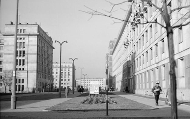 Dawany plac Leńskiego, obecny plac Hallera, w latach siedemdziesiątych.