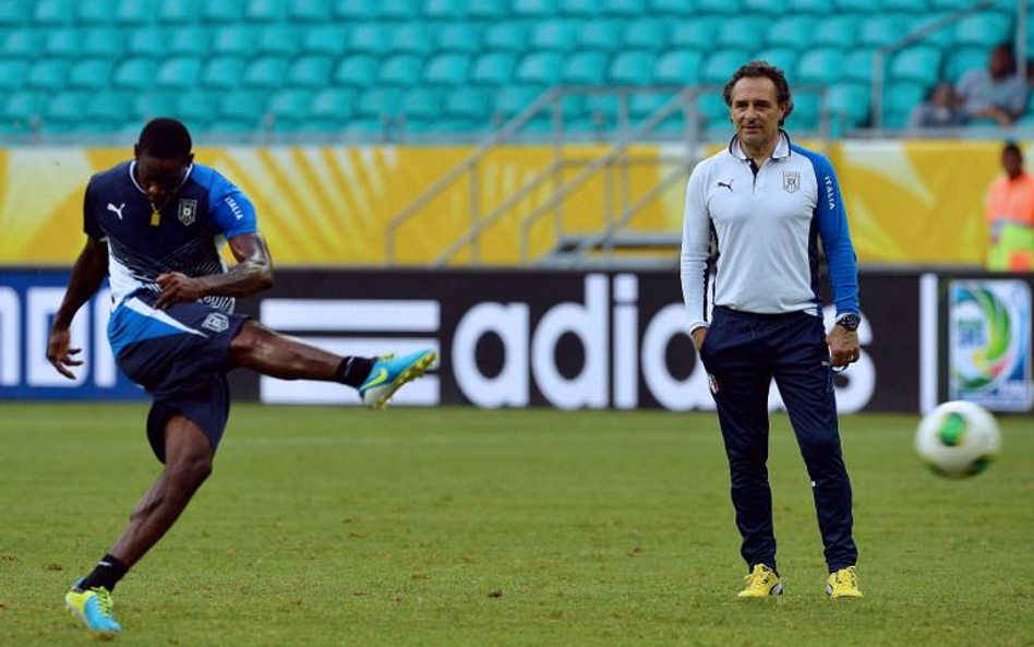Rasistowski żart włoskiego trenera. Prandelli przeprasza Balotelliego