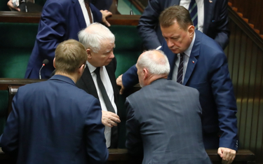 Jarosław Kaczyński przeraził się, że nie będzie w stanie tych różnych sprzecznych apetytów opanować