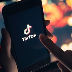 Paulina Szewioła: TikTok wpływa znacząco na całe nasze życie
