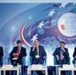 Kto spłaci nasze długi??My sami – zdecydowanie odpowiedzieli uczestnicy jednego z krynickich paneli.