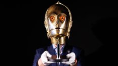 Głowa robota C-3PO trafi na aukcję w marcu