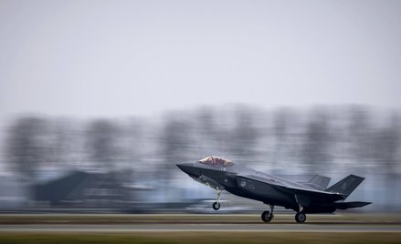 Dzięki pieniądzom uwolnionym przez SAFE Polska będzie mogła kupić w USA więcej samolotów