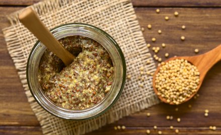 Kryzys musztardowy we Francji. Producenci winę  zrzucają na Kanadyjczyków