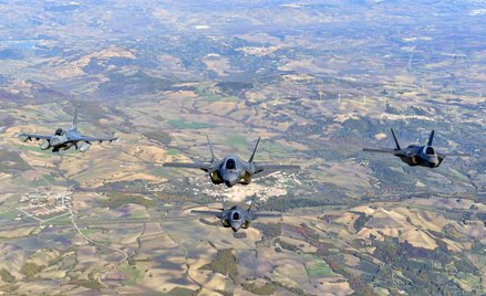 F-16